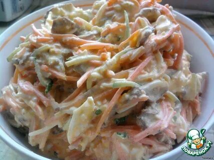 Салат с морковью мясом и огурцом