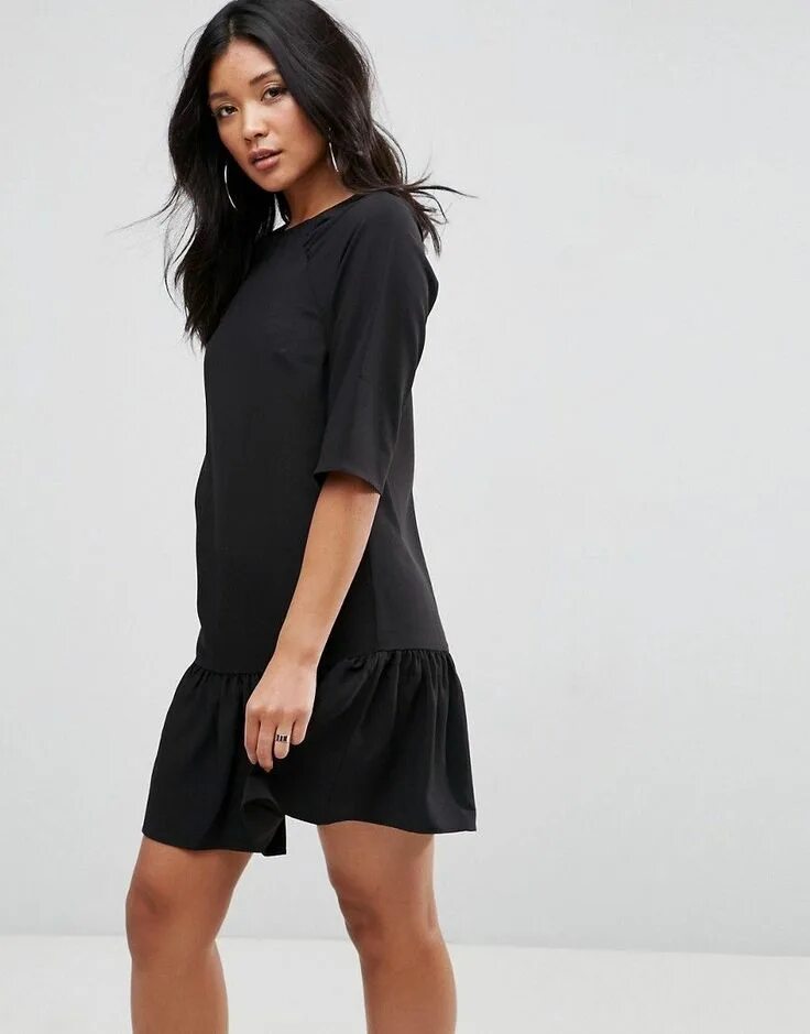 Как называется платье которое. Черное платье асос. платье asos черное. черное мини платье asos. платье с заниженной талией и оборкой.