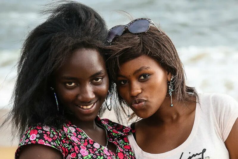 звезды в африке девушки. африканская страна сьерра леоне. звезды в африке девушки. дина саева удочерила девочку из африки. звезды в африке девушки.