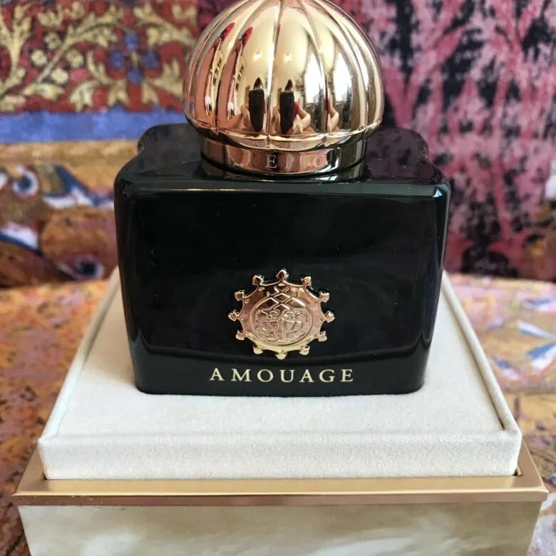 Amouage epic 56 for her extrait. Amouage духи зеленые. Эпик духи амуаж амуаж. Тестер amouage epic for man eau de parfum 100 ml. Epic limited edition, amouage.