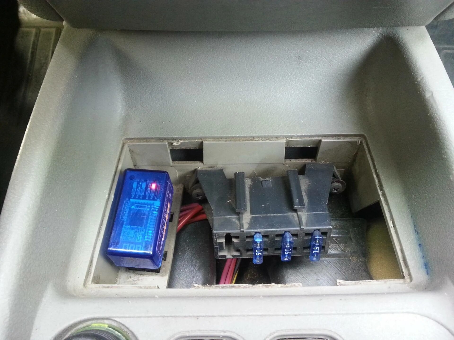 Разъем обд калина 1. Obd разъем лада калина 2. Лада калина разъем обд 2. Obd2 лада калина 2. Разъем обд калина 1.