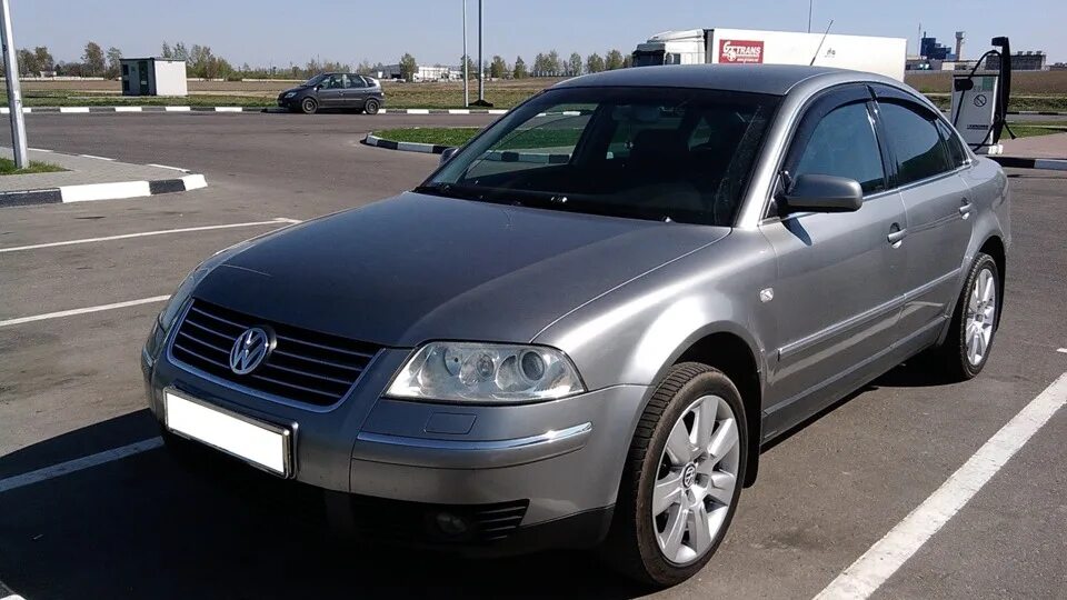 8 турбо. 8 турбо. Фольксваген пассат б5 турбо. Автомагазин фольксваген пассат. Фольксваген пассат 2004.