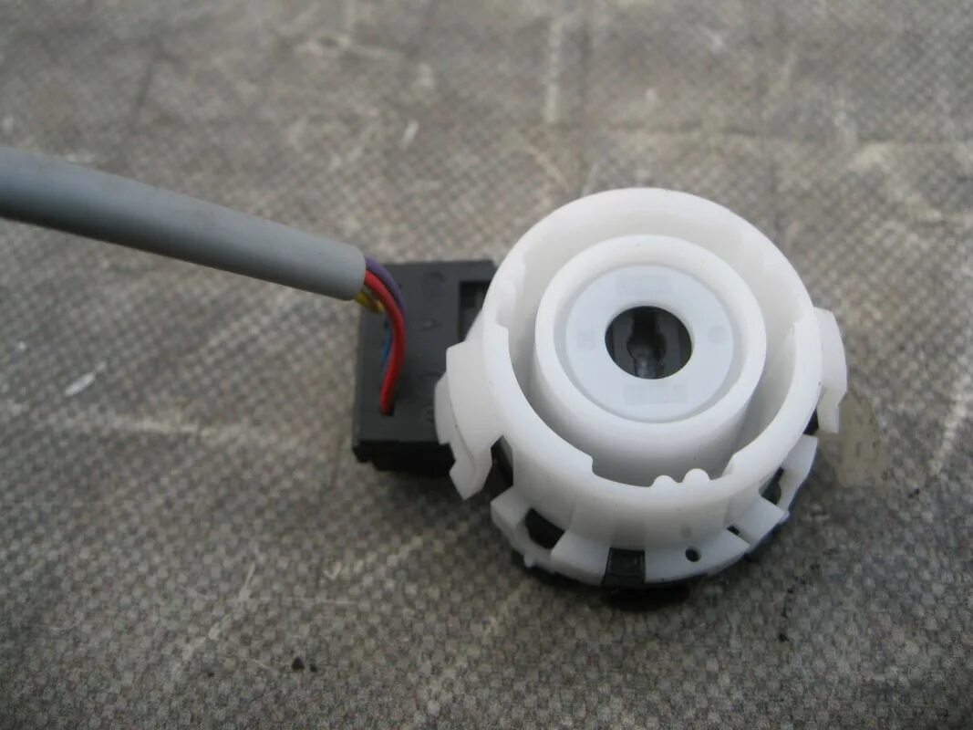 Контактная группа фольксваген поло. Контактная группа фольксваген поло. Контактная группа арктурус привод. Контактная группа замка зажигания фольксваген поло. Замок зажигания фольксваген поло седан 2013.