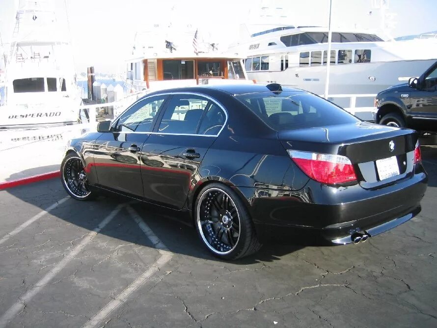 С60 диски. Диски бмв е60. bmw e60 bbs r19. bmw e60 диски r17. бмв е60 r20 диски с полкой.