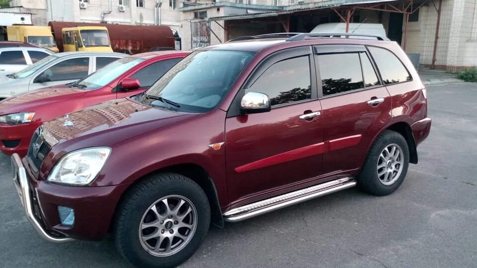 Обвес тигго. Стайлинг чери тигго т11. chery tiggo t11 2.4 флок. chery tiggo 4 pro дефлекторы. chery tiggo 2005.