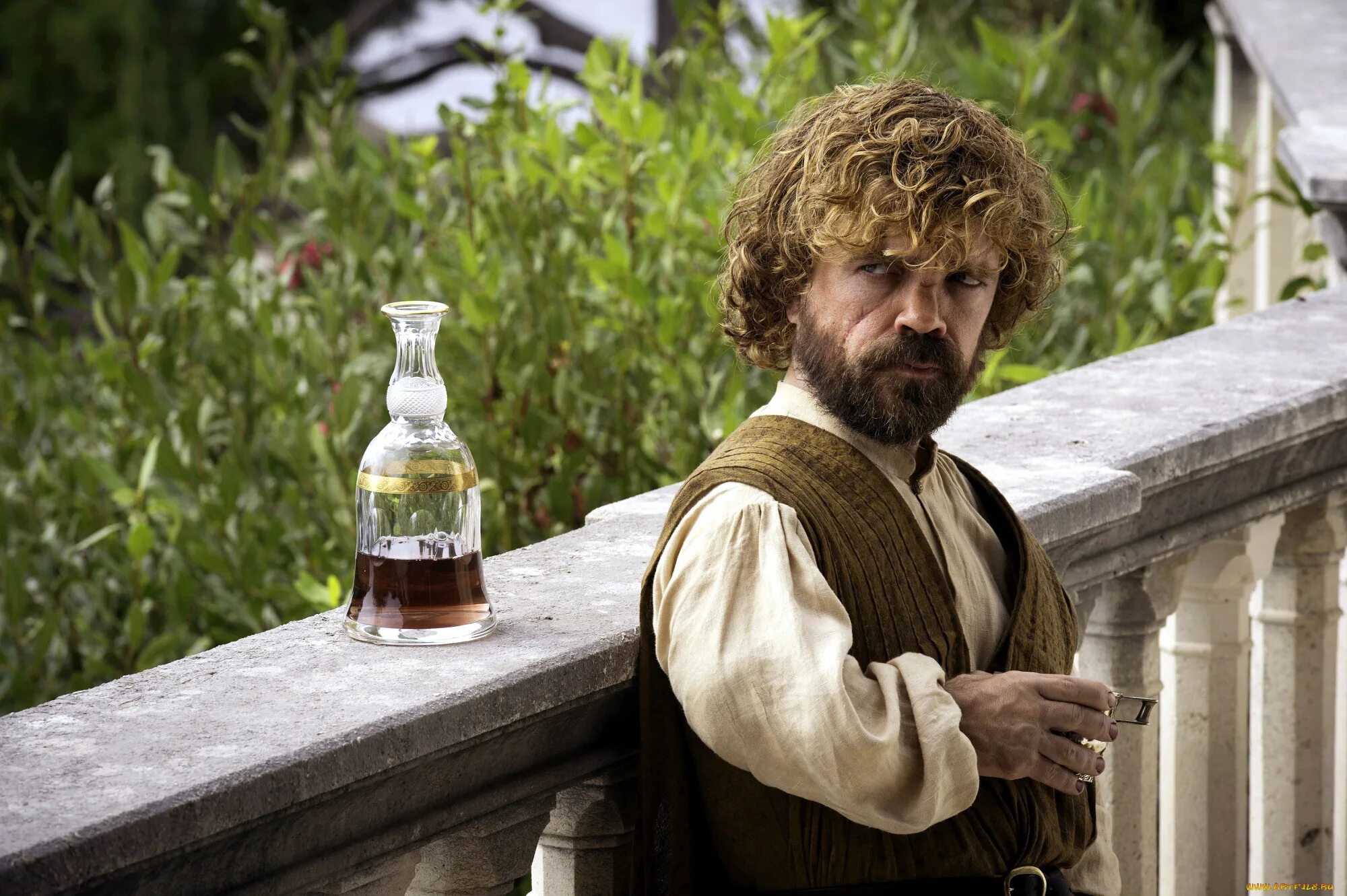 Тиланд ланнистер. Питер динклэйдж тирион. тирион ланнистер. питер динклэйдж ланнистер.