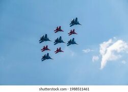 909 рез. по запросу "Red flanker" - изображения, стоковые фотографии и векторная графика Shutterstock