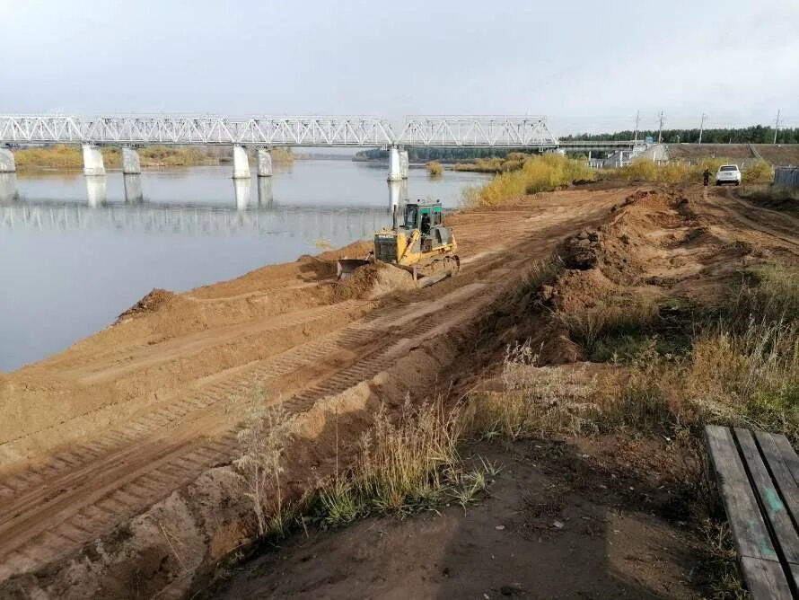 Поселок октябрьский чунского. Октябрьский Чунский район. Чунский район поселок Октябрьский. Октябрьский Чунского района Иркутской области. Посёлок Октябрьский дамба.