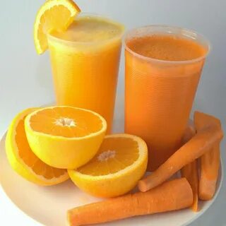 Сок из апельсинов и моркови