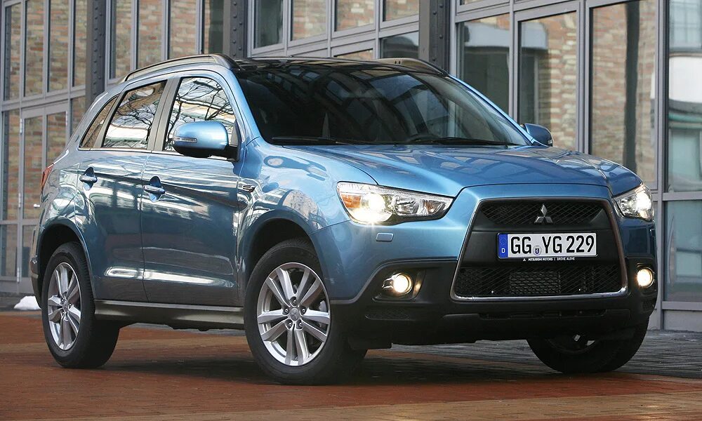 Mitsubishi ASX. Mitsubishi паркетник ASX. Мицубиси ASX 2010. Мицубиси айс Икс. Кроссоверы 24 года