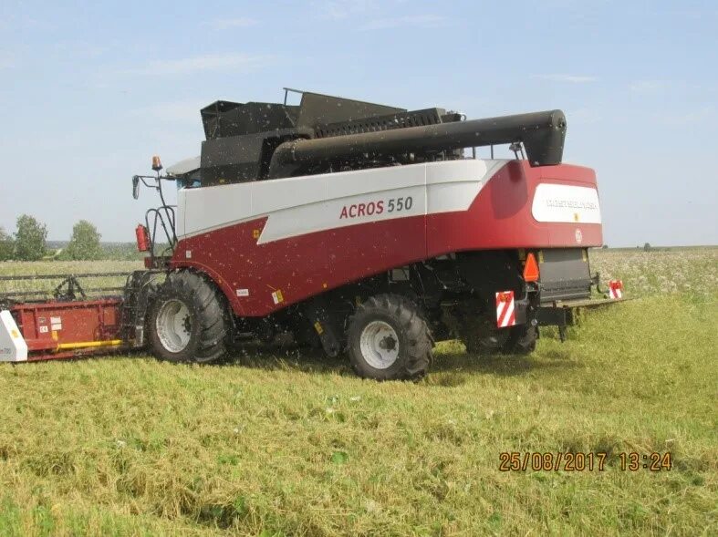 Acros 550. Какие колеса стоят на комбайне acros 550. across 550.
