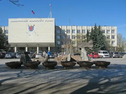 Часы в приморском районе
