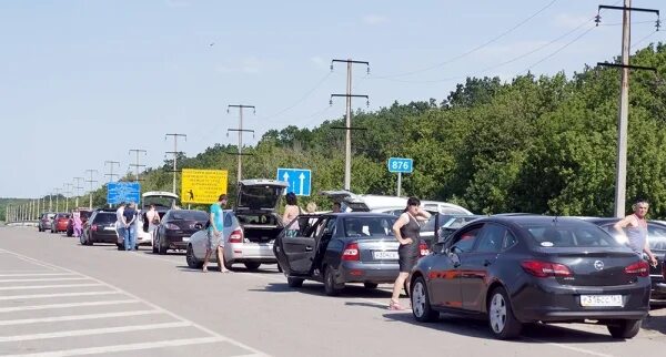 Граница новошахтинск должанский. Пункт пропуска новошахтинск. Таможня новошахтинск. Пункт пропуска новошахтинск. Пункт пропуска новошахтинск.