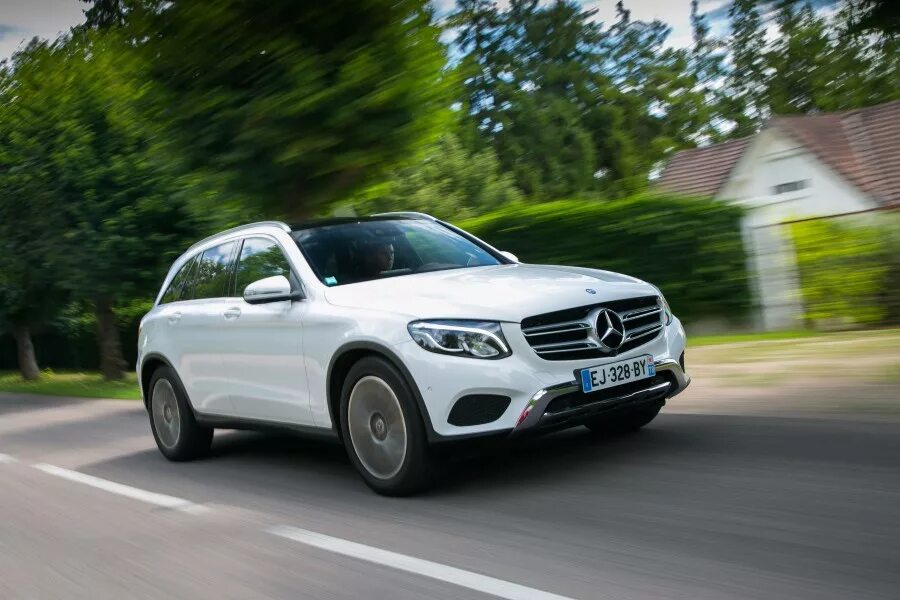 Glc mm. Мерседес glc 2017. мерседес бенц glk 2017. мерседес glk 2017 года. мерседес glc 2025.