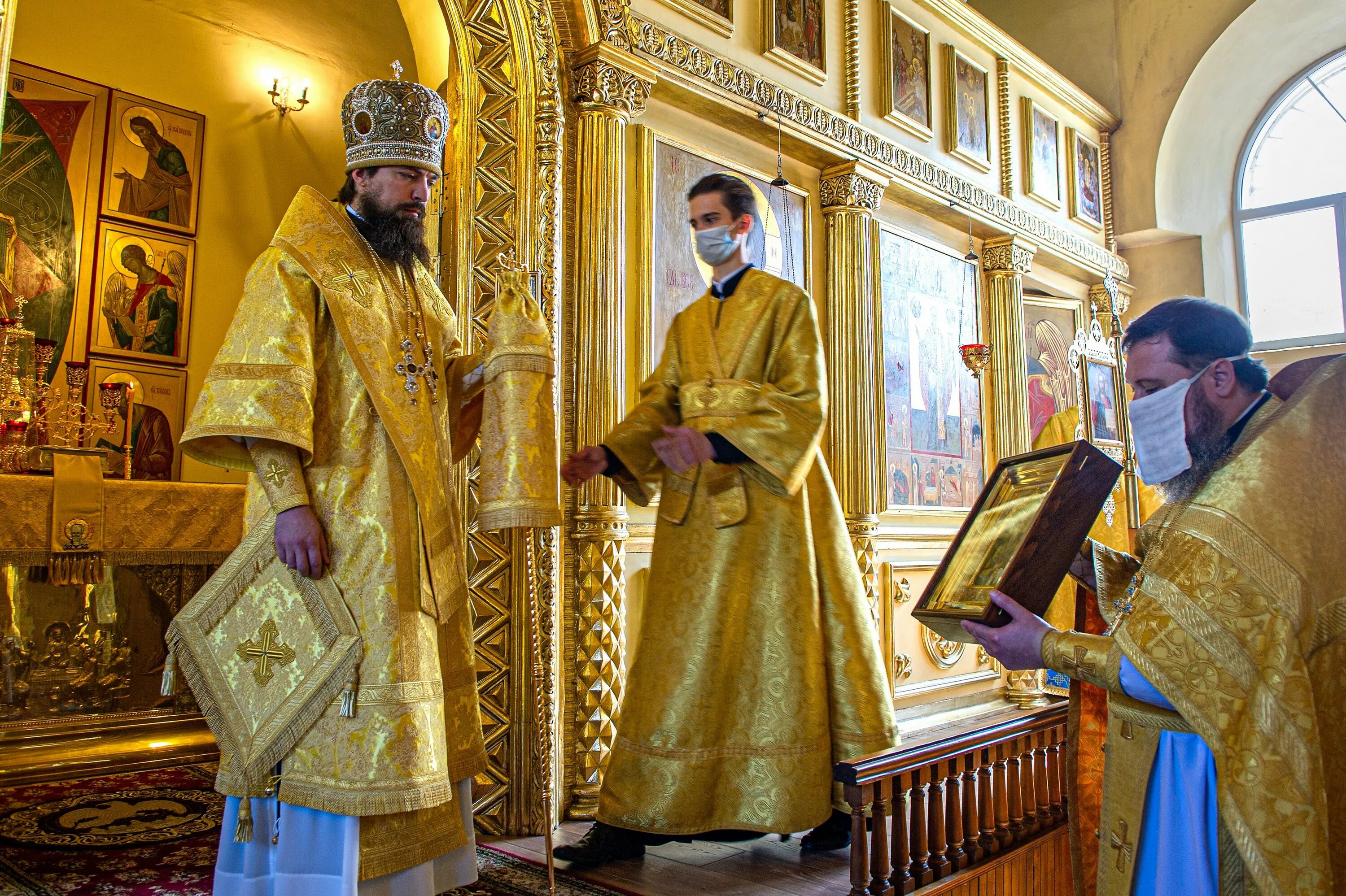 Таганрог приезд. Никольский храм Таганрог. Всесвятская Церковь Таганрога.