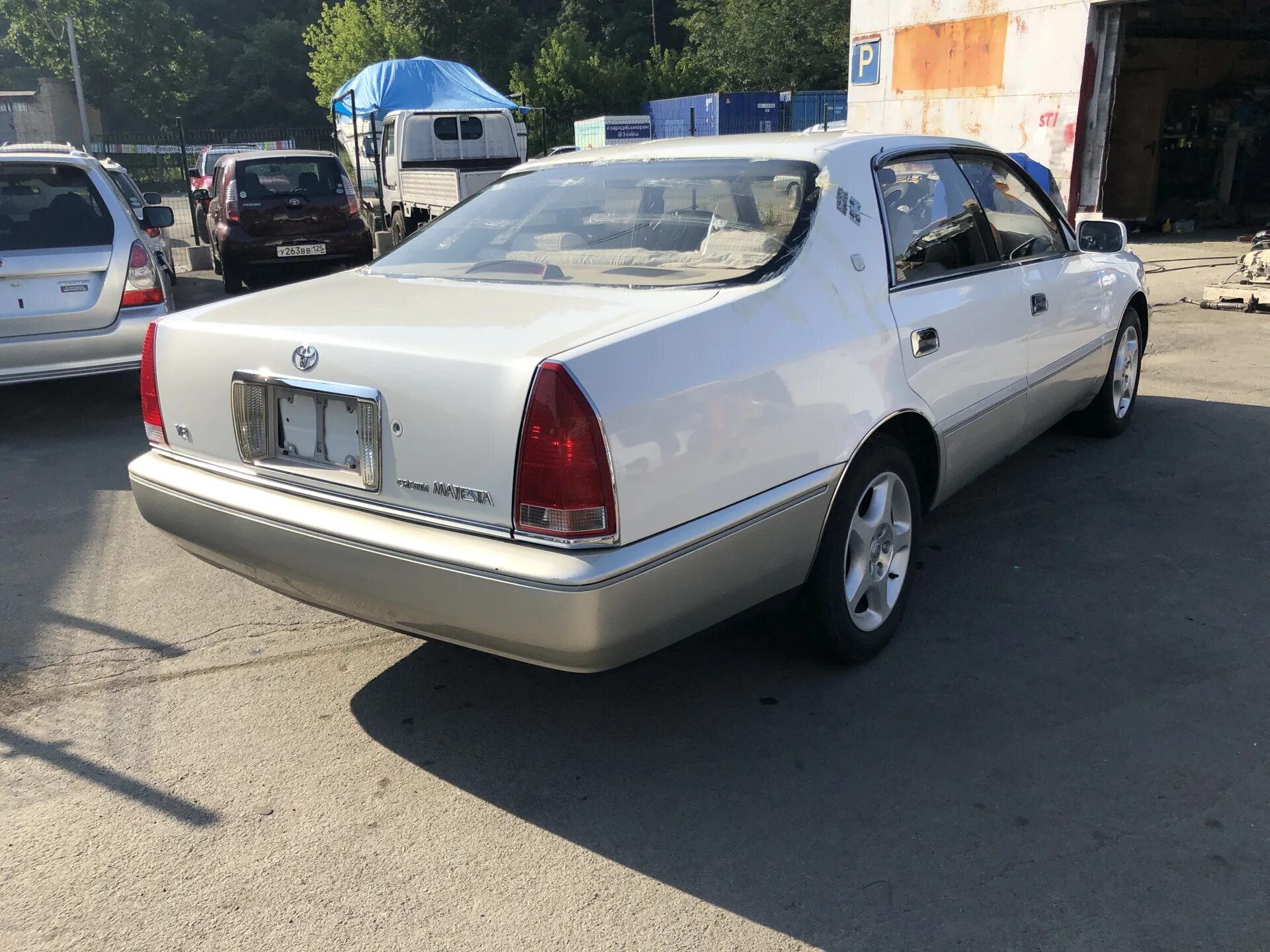 Тойота краун 151. Краун Маджеста 151. Toyota Crown Majesta uzs151. Краун Маджеста 151 кузов. Toyota Crown 151.