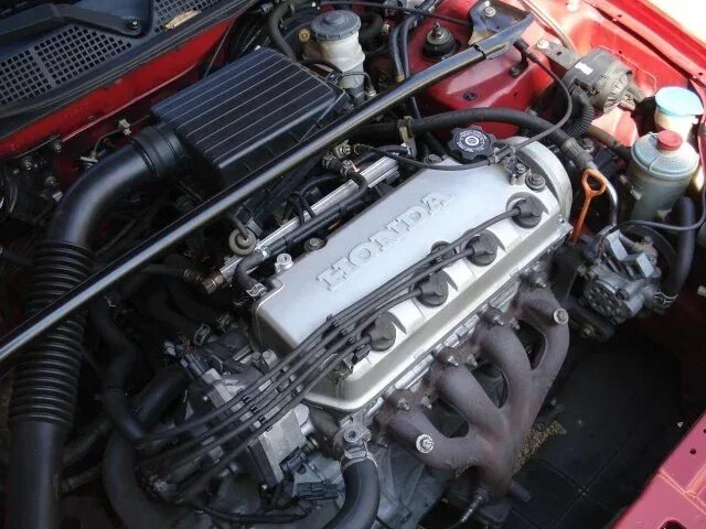 Двигатель хонда цивик 7. 3 honda civic. Моторы honda civic. 8 мотор. Мотор хонда цивик 8 поколения.