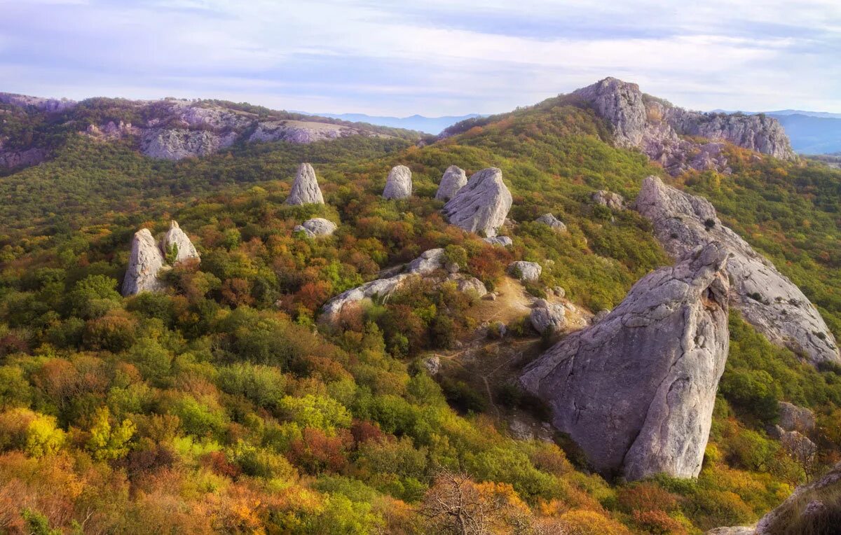 Центр место силы. Храм солнца ласпи. храм солнца в крыму. гора храм солнца в крыму. храм солнца крым место силы.