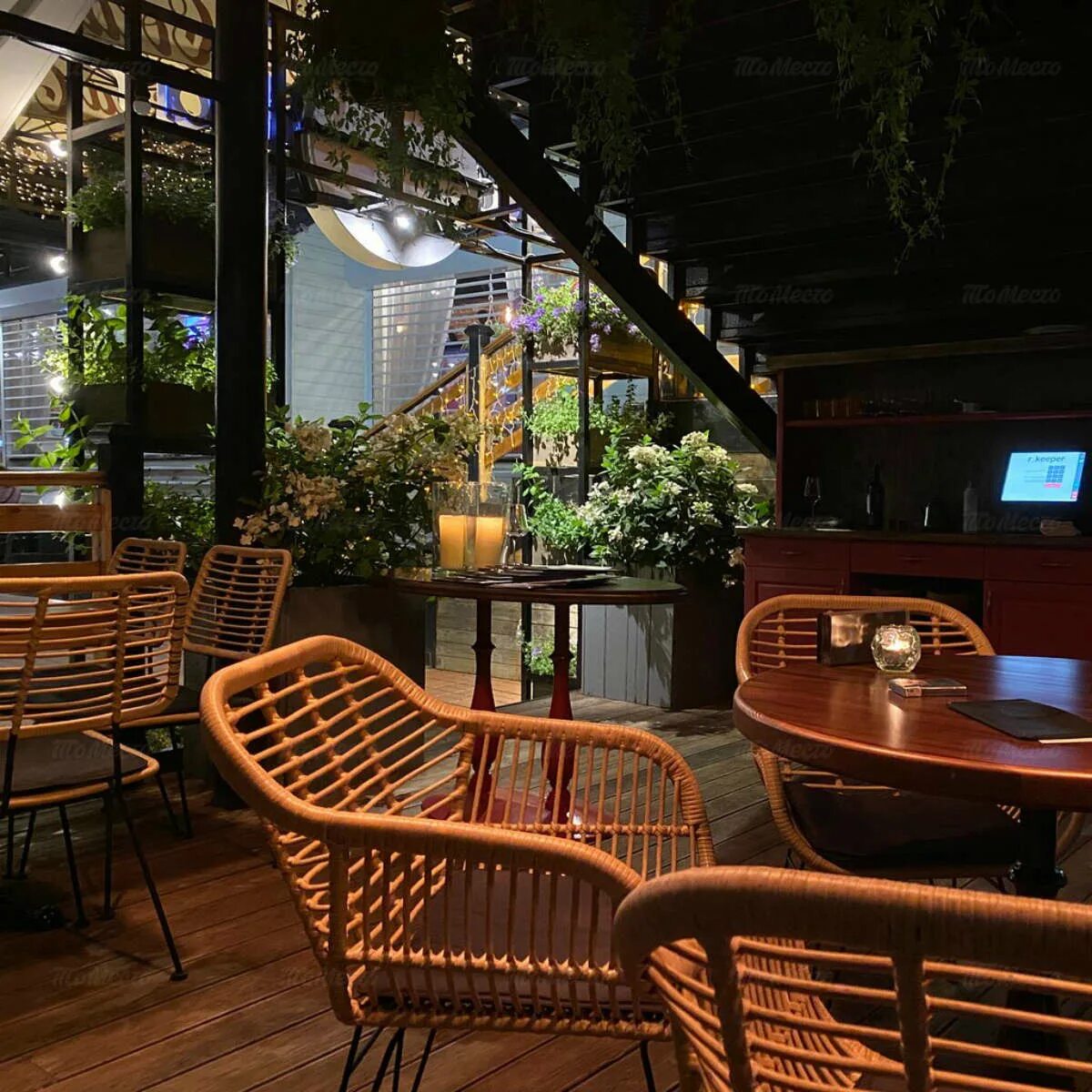 Паб усачевский, москва. Сыроварня на усачевском рынке. Jinju bakery. Jinju bistro усачева. Москвич в спб у ресторана.