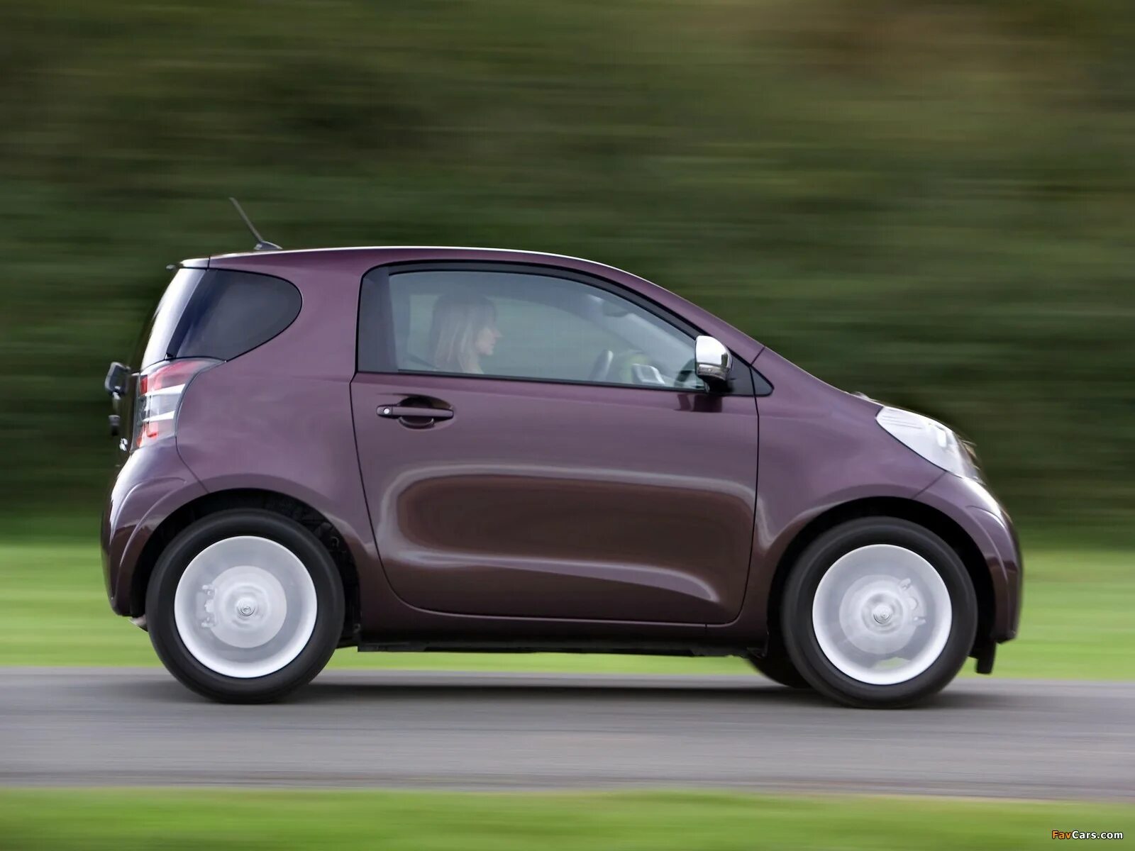 Тойота iq 2016. Toyota iq 2022. Тойота скион. Toyota iq 2. Toyota iq 2014.