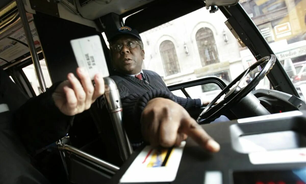 She is a bus driver. Bus driver. таксист и пассажир. мем driver and passenger. bus driver new york.