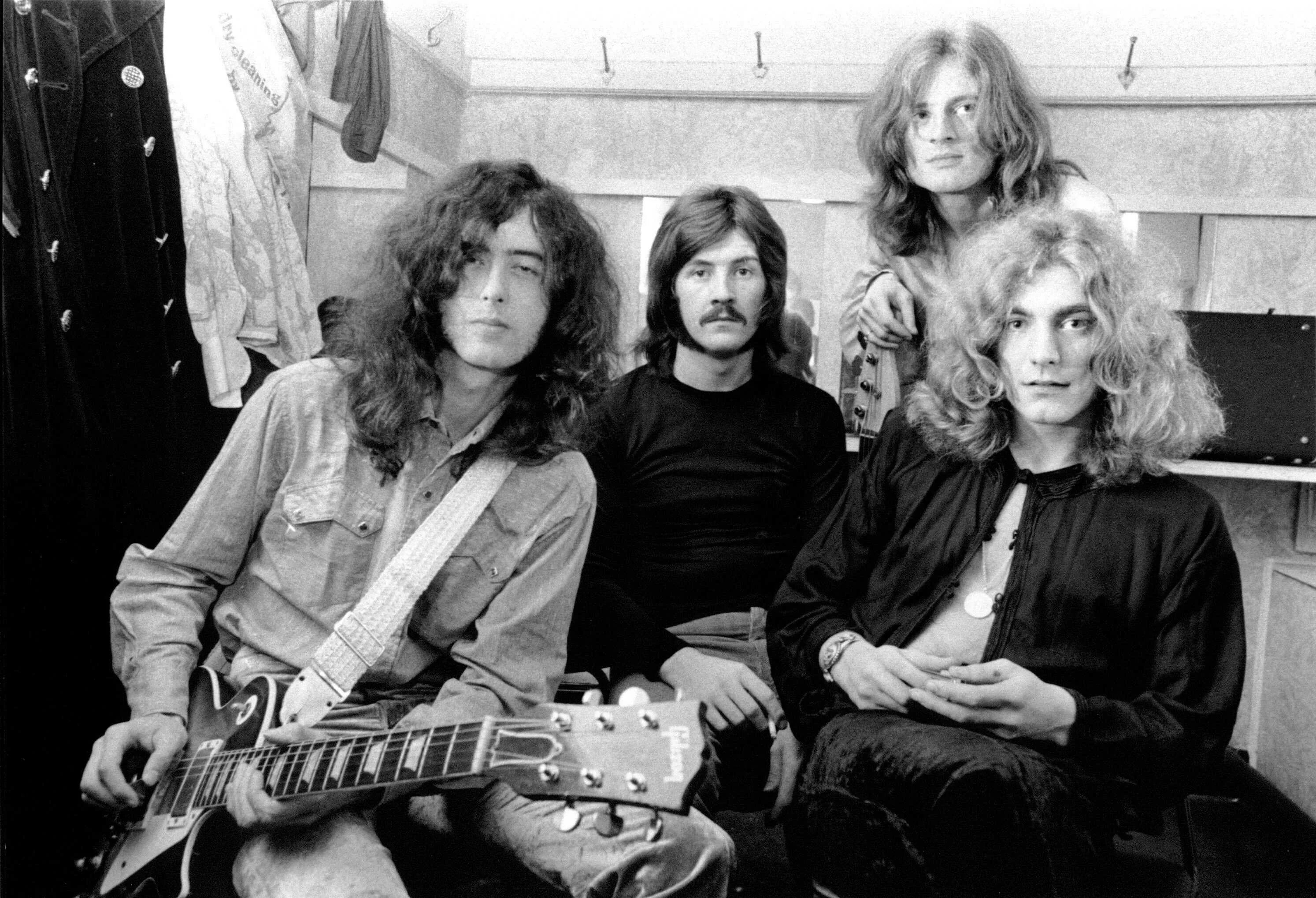 Гр лед. Группа led zeppelin 1969. группа led zeppelin молодые. рок группа лед зеппелин. led zeppelin фото группы.