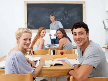 My sister study at the university