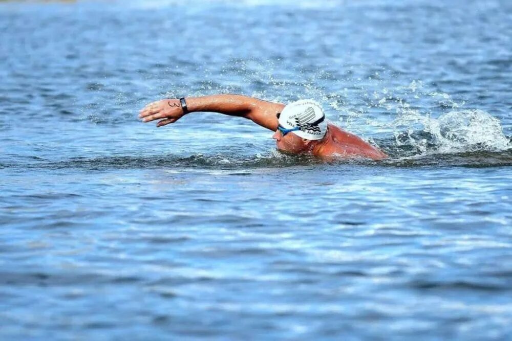 Где в 2007 совершил заплыв льюис пью. Плавание на открытой воде.