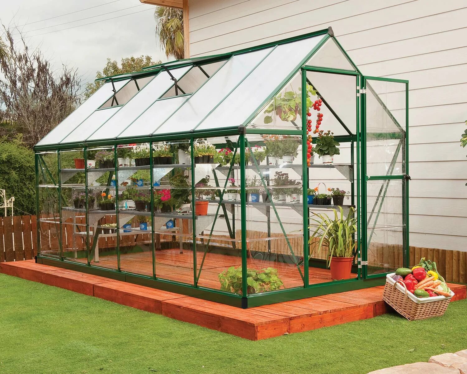 Теплица металлическая. Теплица елены власенко green house. palram теплица. стационарная теплица. поликарбонат для теплицы.