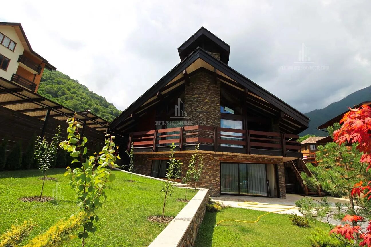 гостевой дом шале березовая 132 эсто-садок. архитектор красовский шале красная поляна. дом в стиле шале на красной поляне. поселок эсто садок красная поляна. отель велья в красной поляне.