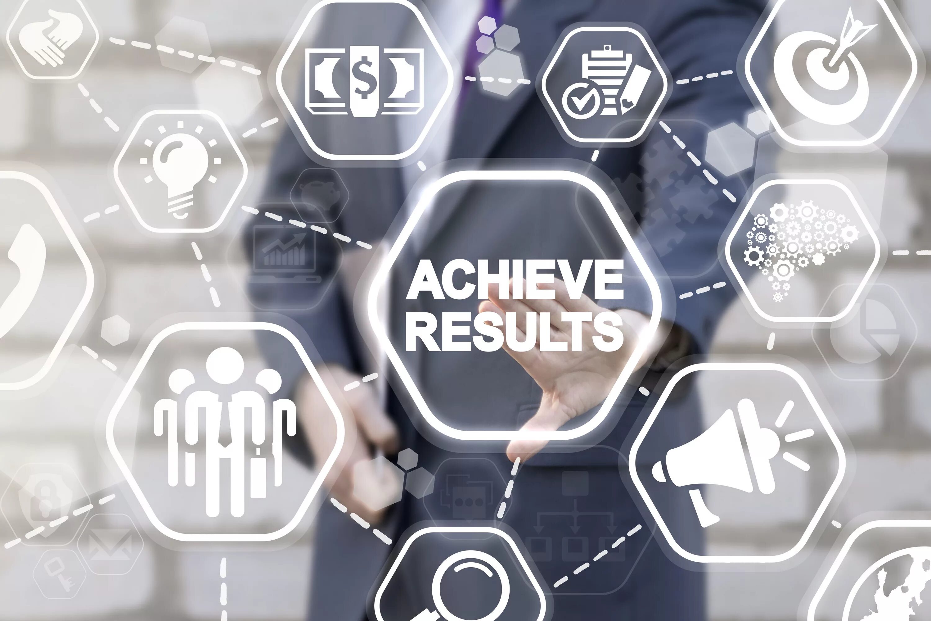 To achieve good results. To achieve good results. To achieve good results. Разница между what и how. Достижение цели картинки.