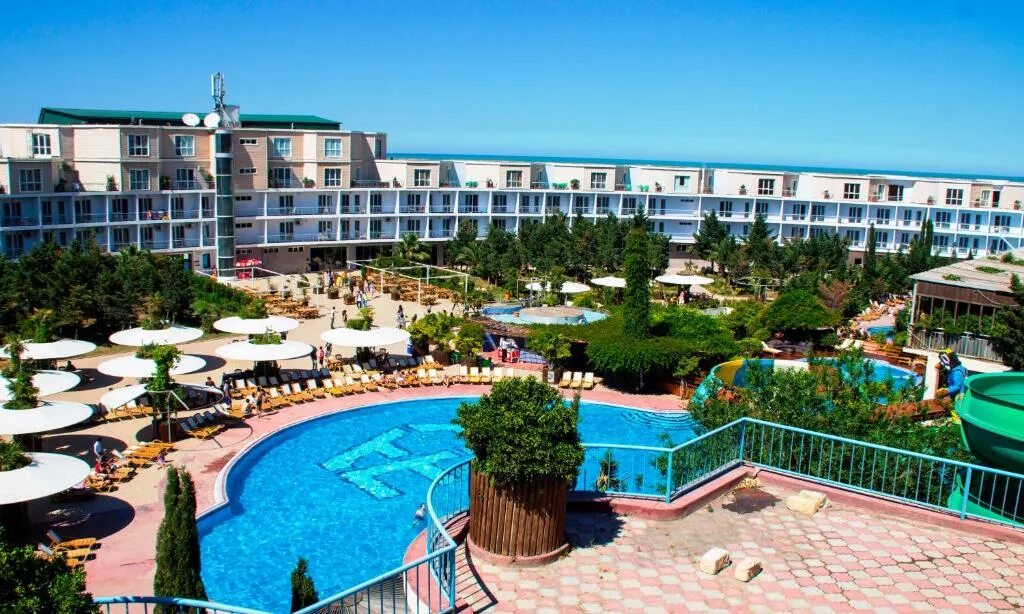 Af hotel aquapark баку. Аф баку. Отель аф новханы. Каспий отель & аквапарк 4*. Аквапарк в новханы баку.