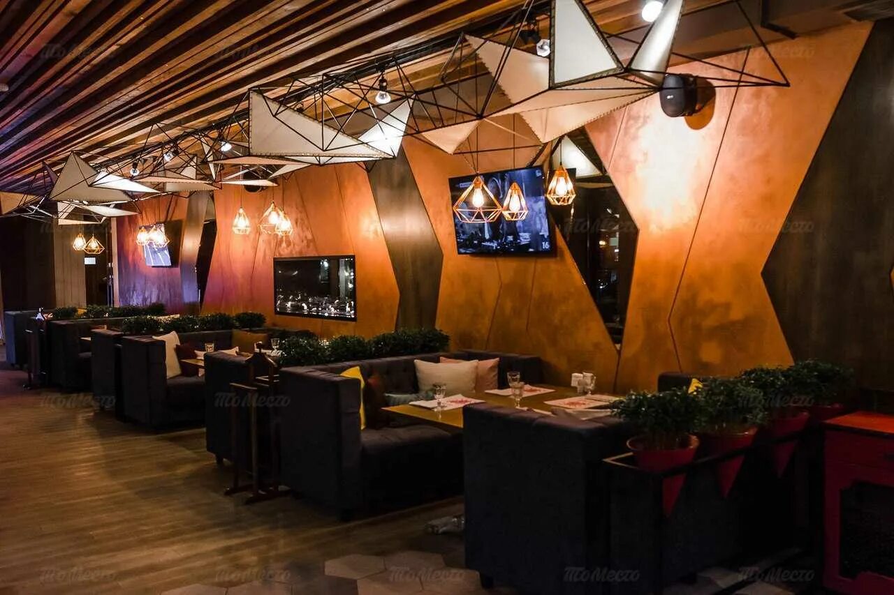 Огни ресторанов и баров. Ресторан голпас астана. Плещут огнем рестораны и бары. Плещут огнем рестораны и бары. Ресторан oriental cocktail bar restaurant.