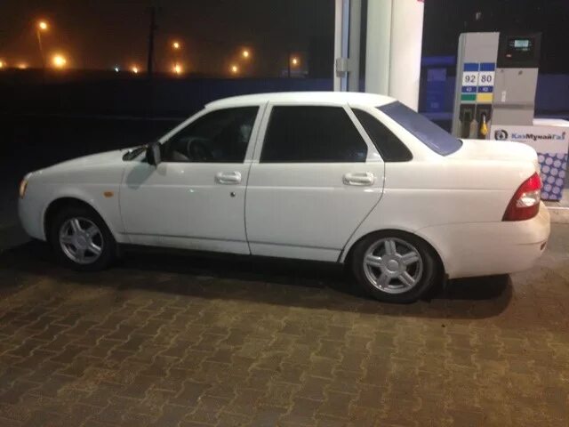 Белая приора седан на 14 торусах. Торусы r17 приора белая. Белая приора седан на торусах 15. Хэчик приора на торусах белая хэтчбек 16. Торус r15 приора.