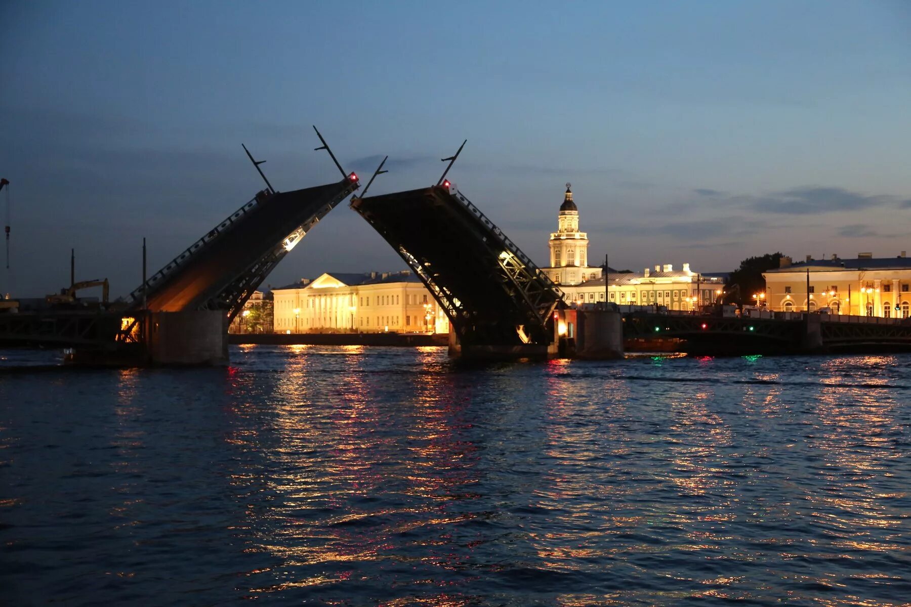 Санкт петербург 10 1. Эверетт разводной мост. Дворцовый мост в Санкт-Петербурге. Петроградский разводной мост. Дублин разводной мост.