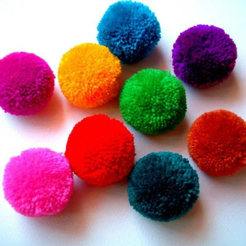 Пряжа pom pom. Игрушки пон пон. Pom pom ежевика. Игрушки пон пон. Пом пом.