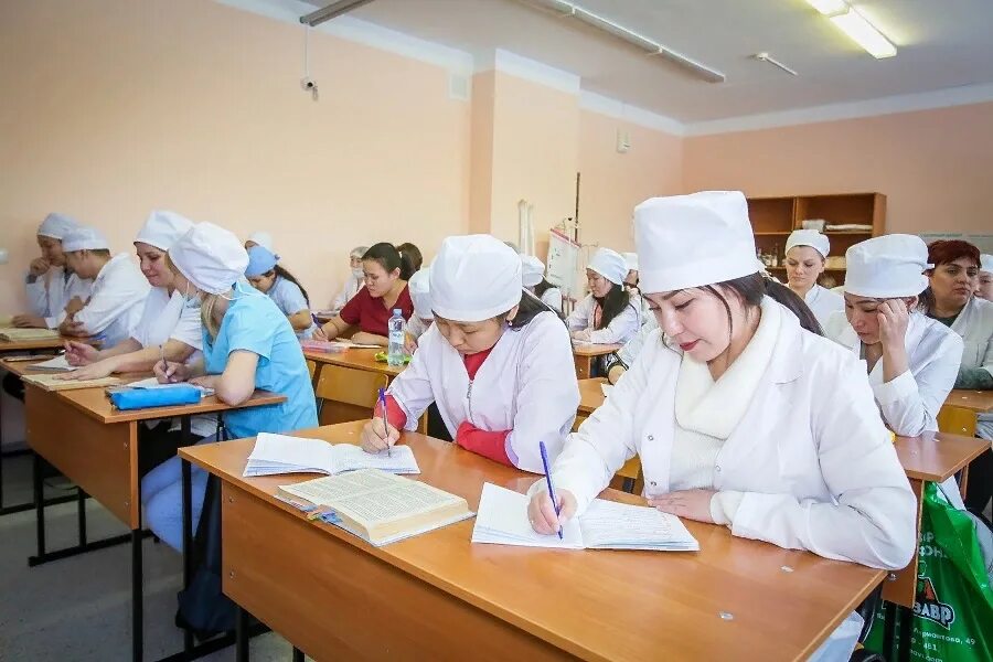 Поступление на воспитателя после 9