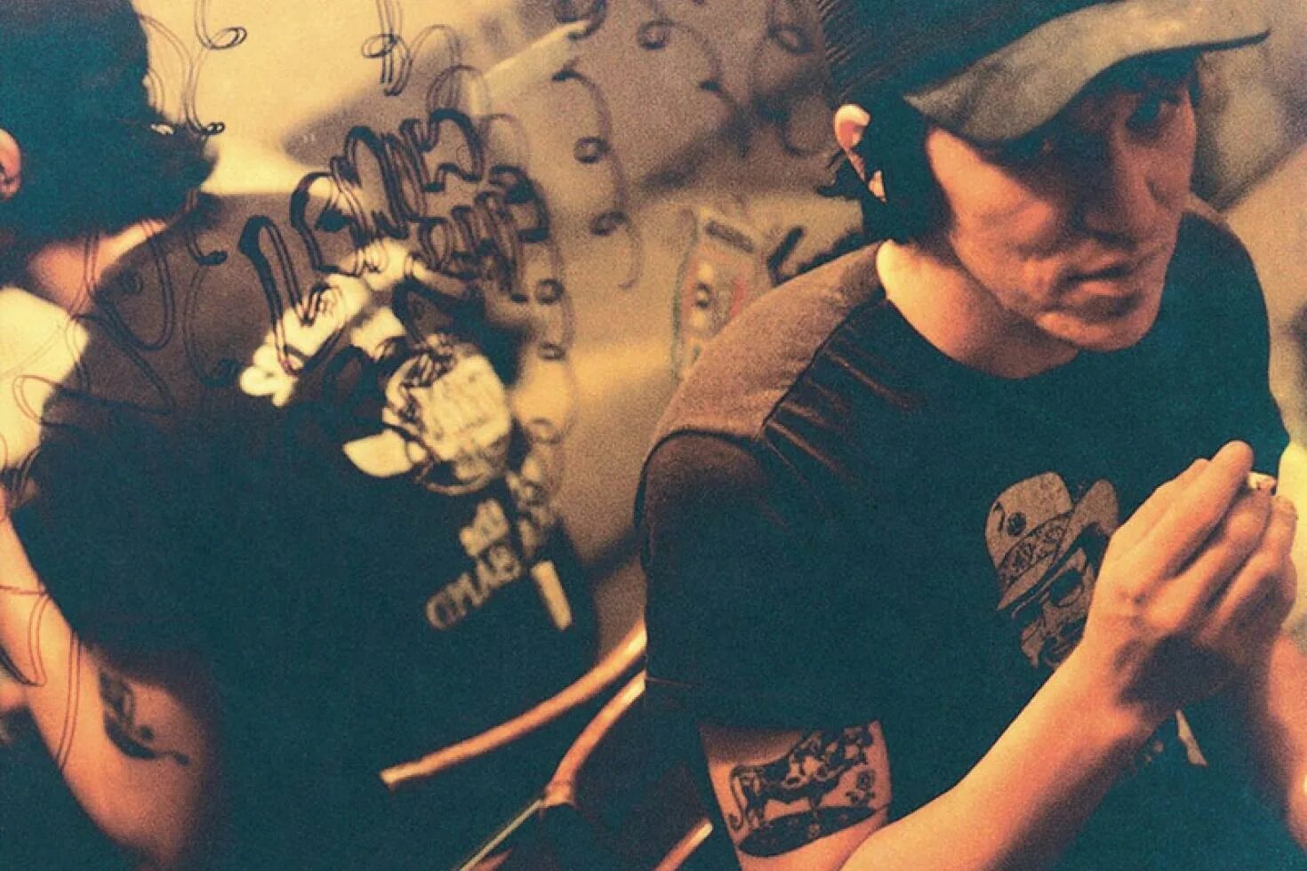Either or video. Эллиот смит. elliott smith 1993. elliott smith - either/or. чад эллиот смит.