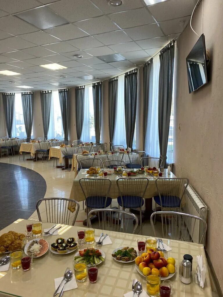 Ресторан кардинал ярославское шоссе. Кафе кардинал сормовский район. Ресторан кардинал ярославское шоссе. Кафе кардинал. Кардинал кафе москва дмитровское шоссе.