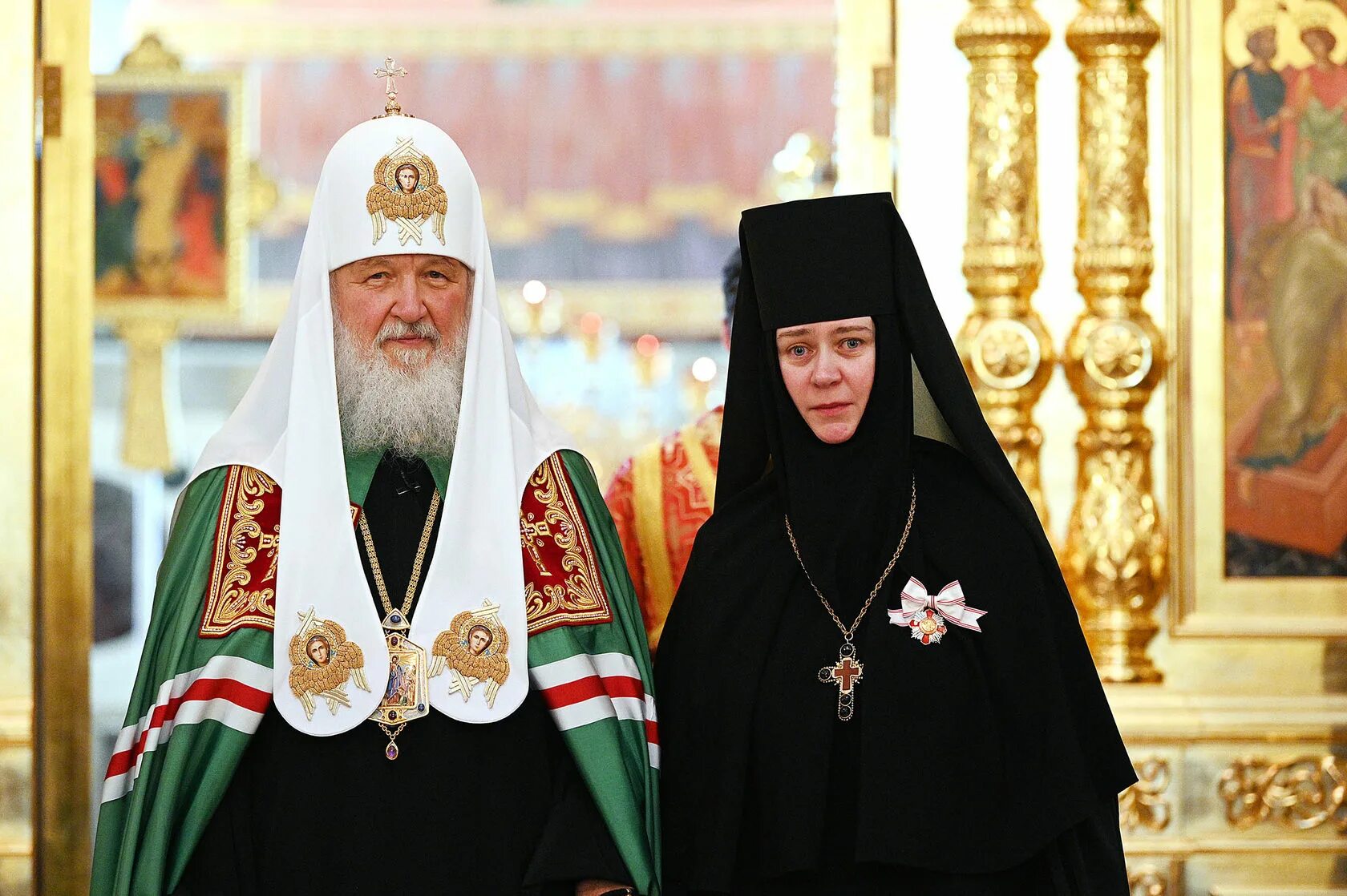 Митрополит неофит. Феодор ii. Патриарх кириллза столом. Предстоятель это кто. Освящение храма в русскинских.