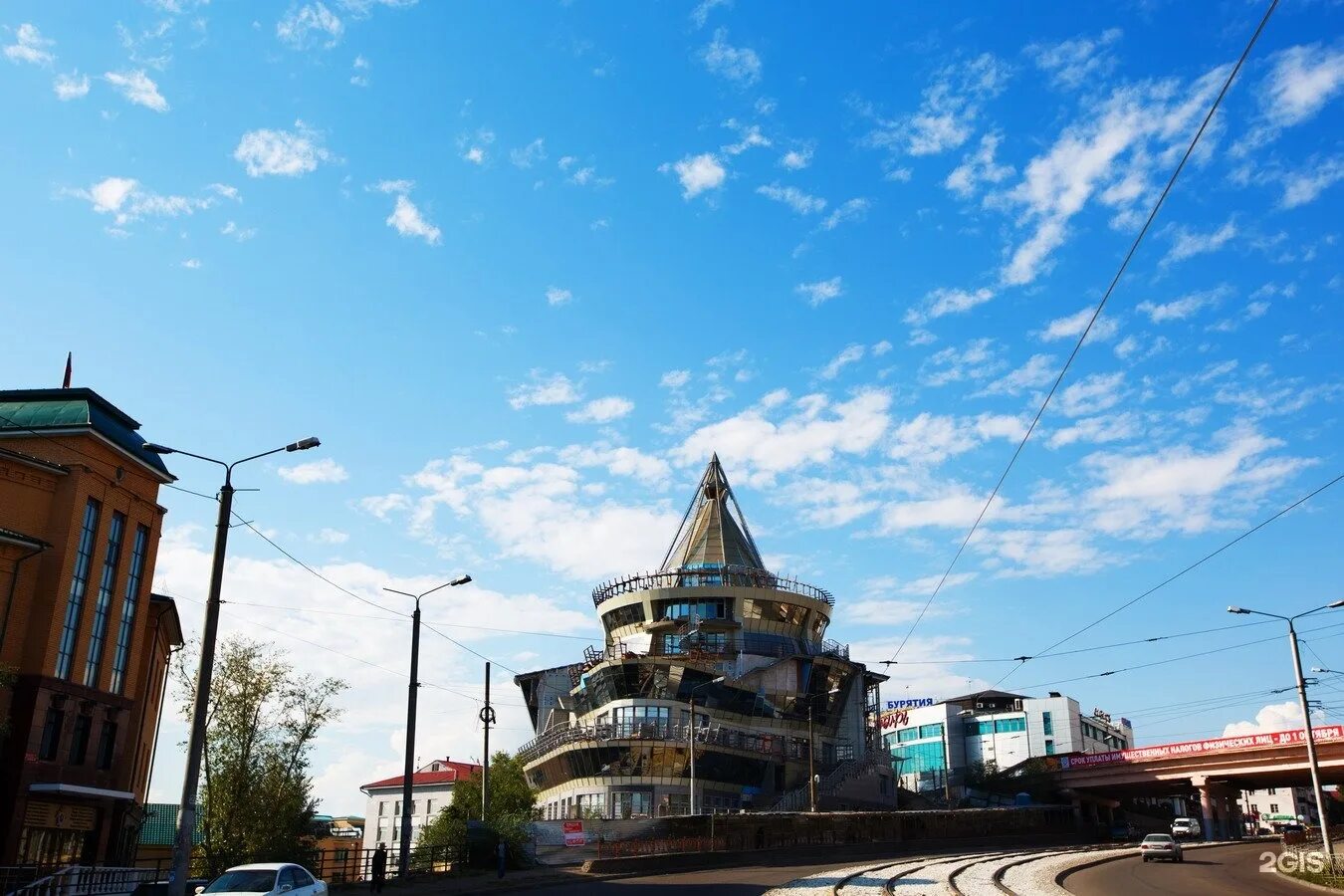 Твц улан удэ. Арун Улан-Удэ. Здание Арун в Улан-Удэ. Торговый центр Арун Улан-Удэ. КДЦ Арун Улан Удэ.