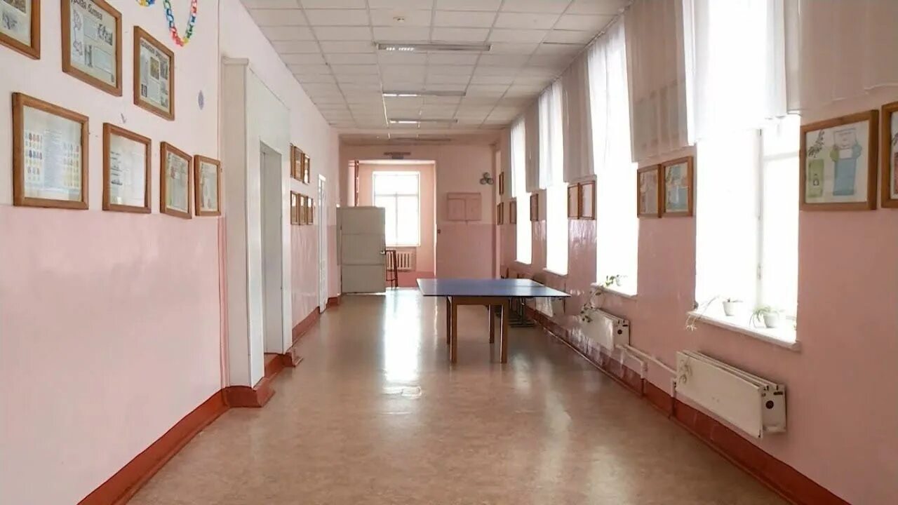 Бгк бийск. Образовательный минимум 3 школа бийск. Школа 19 бийск. Школа 40 бийск. Мультстудия в школе.