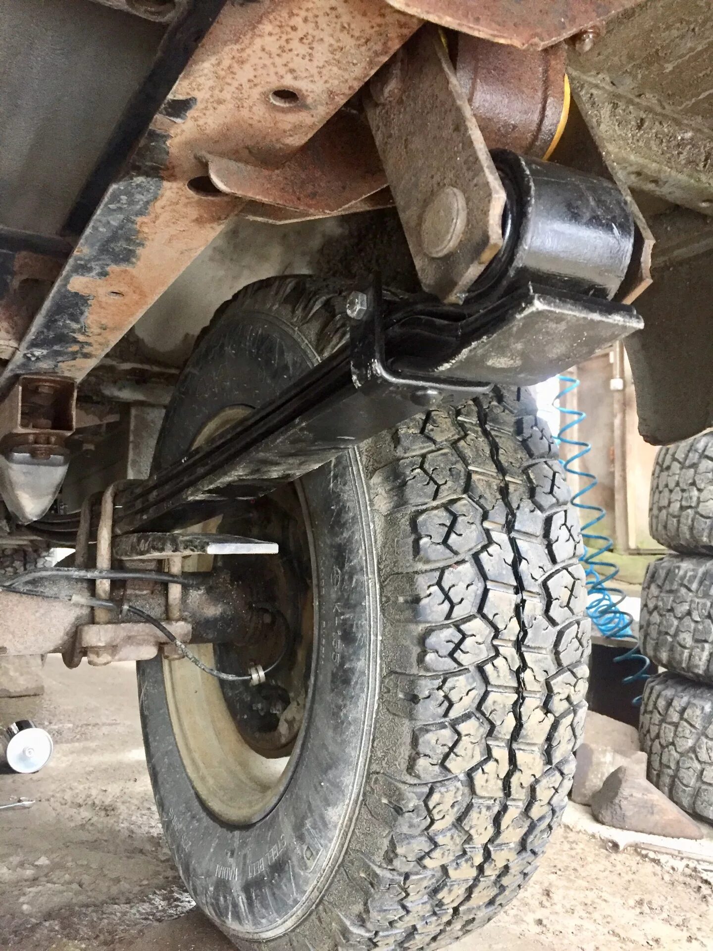 Как поменять рессоры на уаз буханка передние Repair of the rear suspension of the UAZ-3151, -31512, -31514, -31519