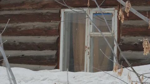 Жители покидали свои дома