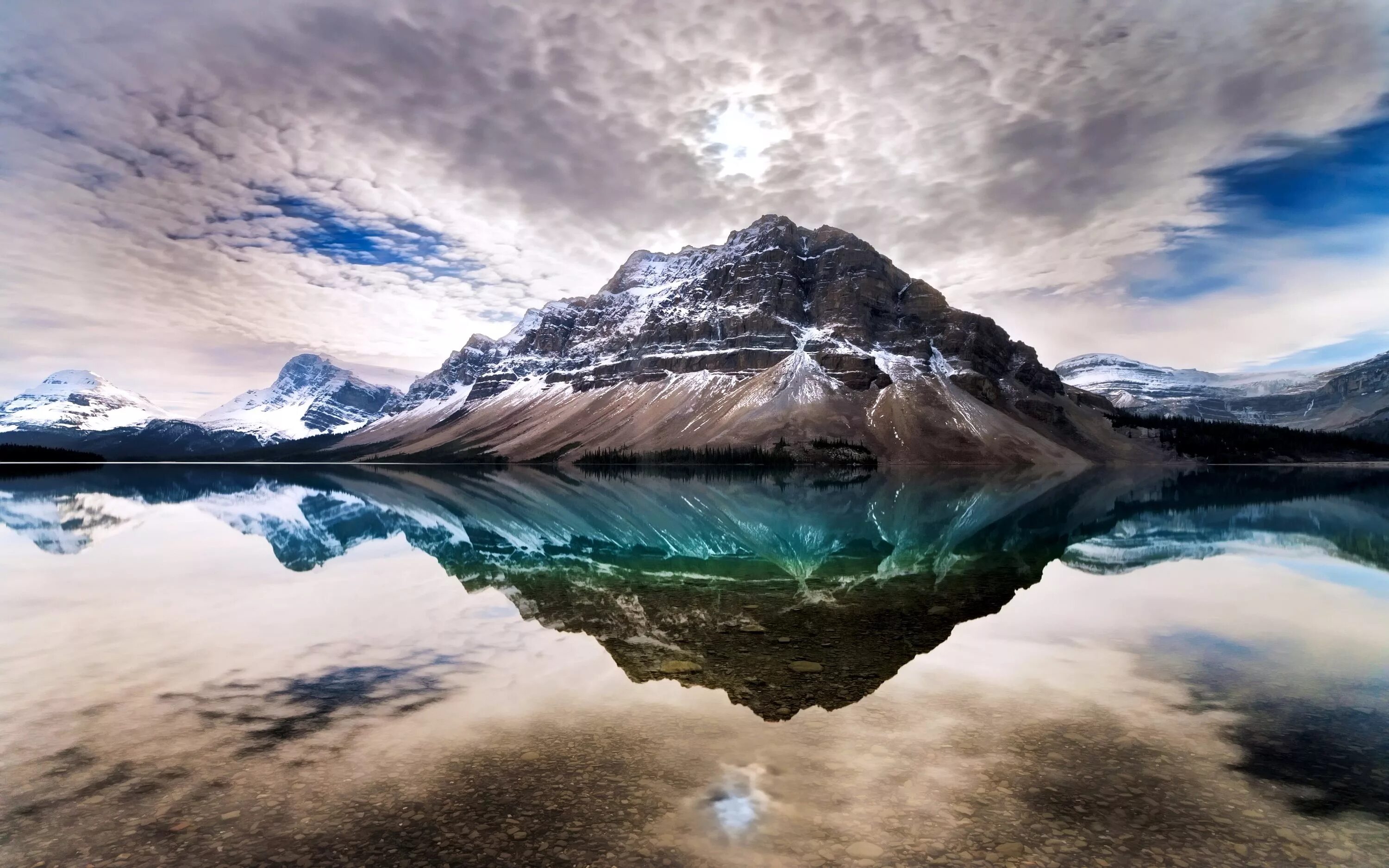 Bow Lake, Banff National Park, Alberta, Canada, Канада. Невероятные пейзажи. Красивые горы. Горы и вода. Трехсот лет более красивейший