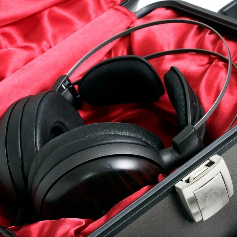 Наушники до 5000 рублей. Audio Technica ATH 5000. ATH-w5000. Audio-Technica ATH-adx5000. Наушники Audio Technica ATH-s220bt.