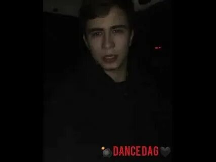 Ты хочешь со мной на движ