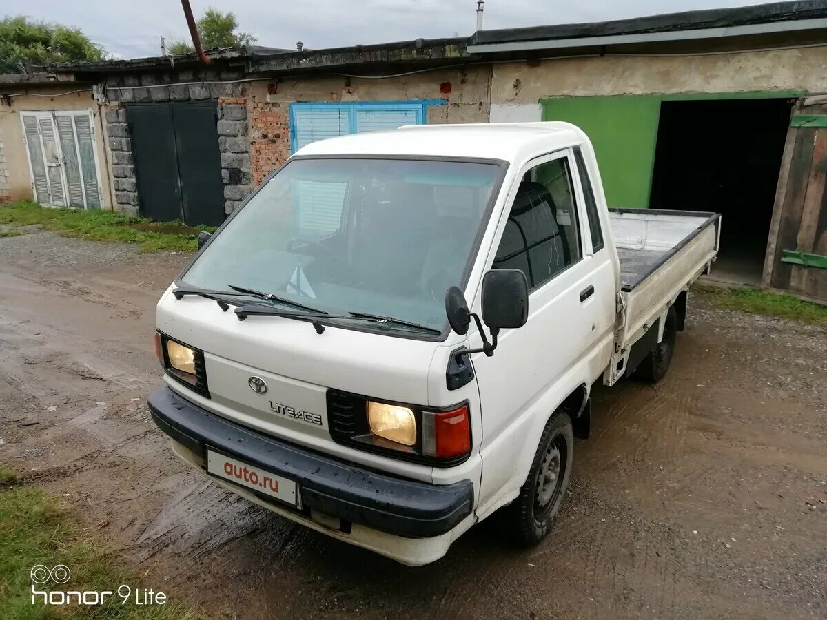 Тойота лит айс грузовик. Toyota Lite Ace 1992. Toyota Town Ace Truck 4wd. Toyota Town Ace бортовой. Грузовик Тойота Таун айс 1992.