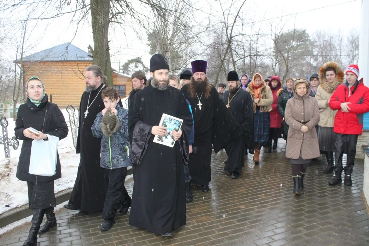 расписания монино обухово. тц монино лосино-петровский. новоград монино на карте. серпухова от москвы километров. монино ногинск карта.