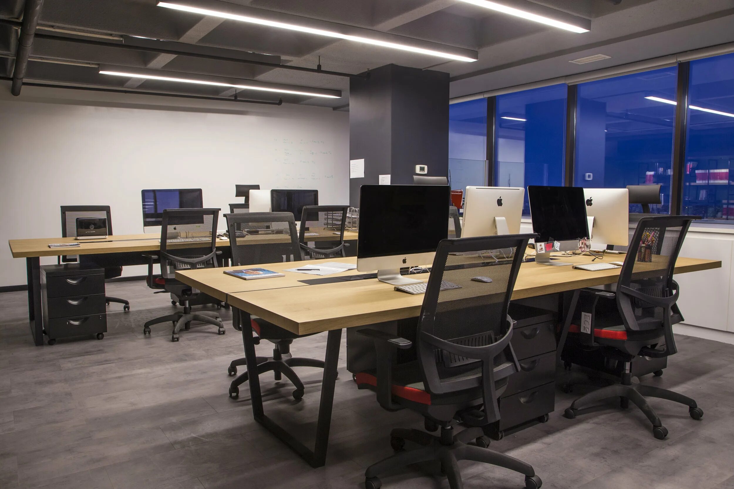 Hyper office hlp. Порядок в офисе. artstyle office стамбул. офис склад. комната it.